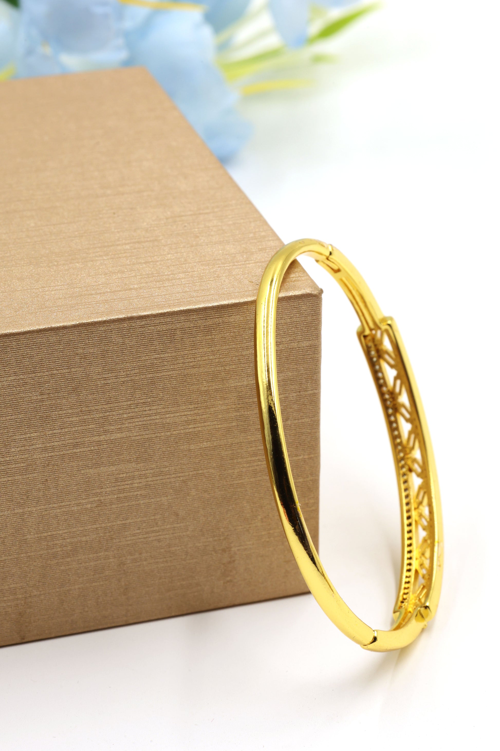 Graceful Prism Cut CZ Gold-Plated 
Material: Brass with premium Gold Plating