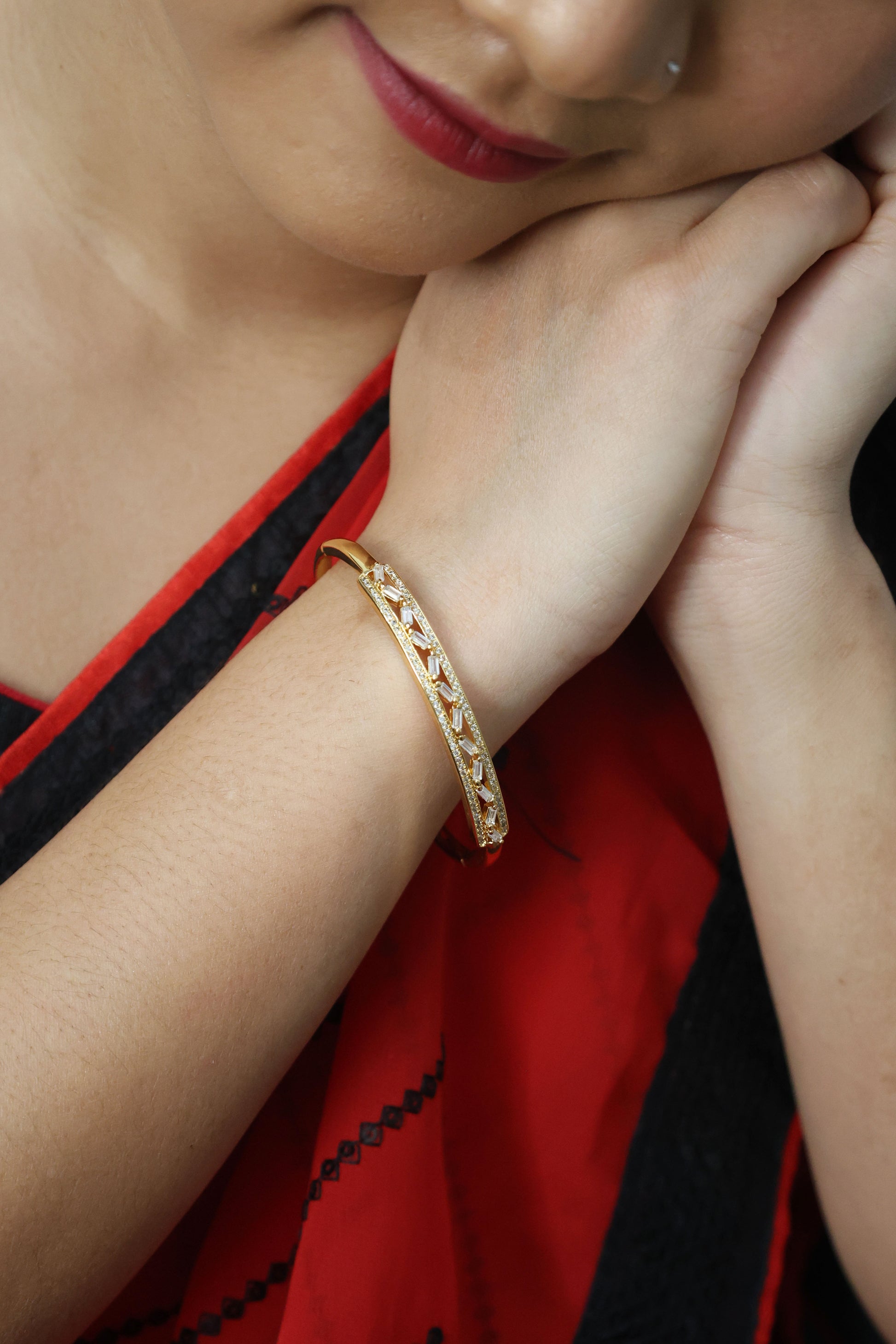 Graceful Prism Cut CZ Gold-Plated 
Material: Brass with premium Gold Plating