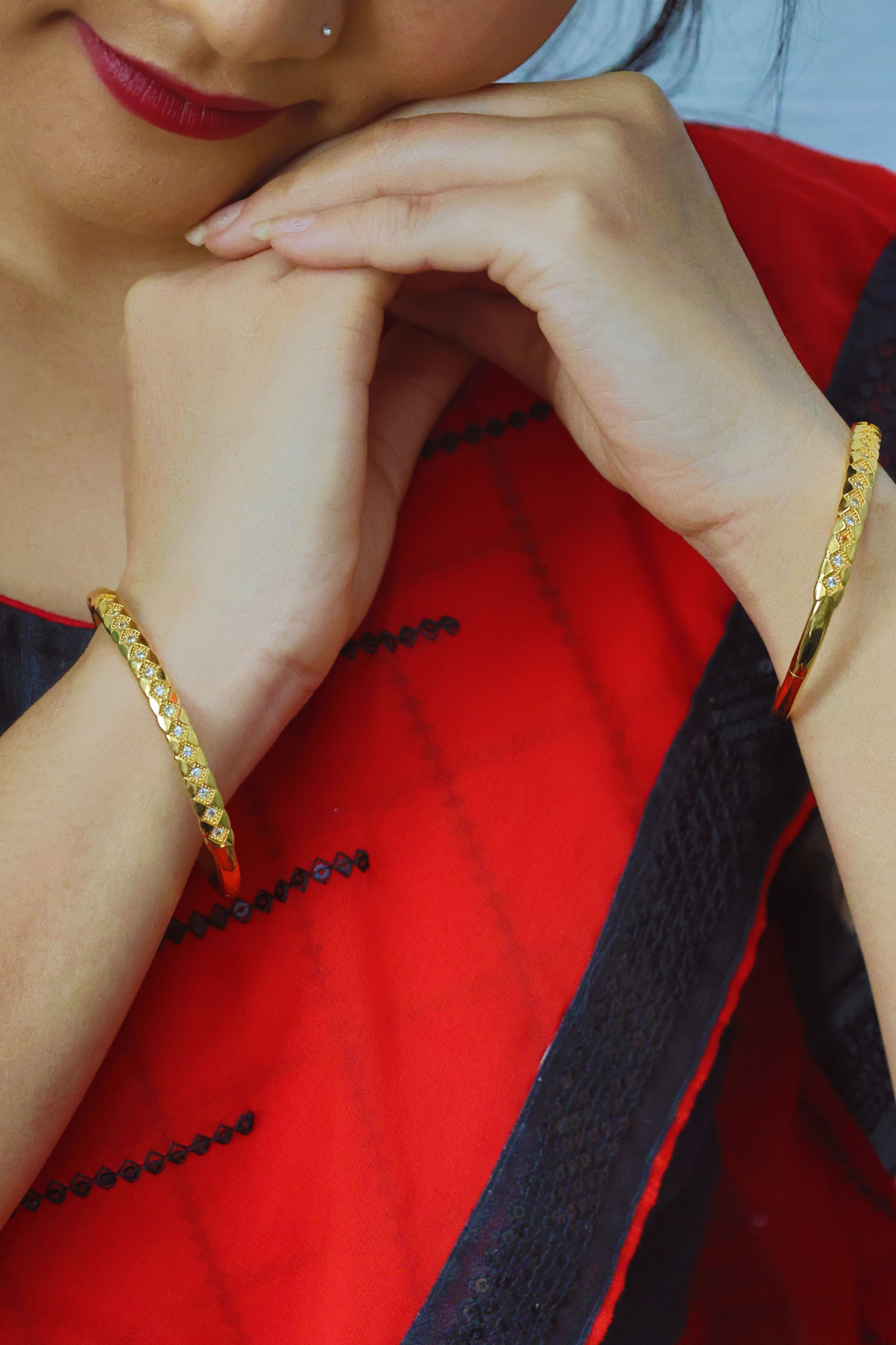 Golden Luxe Diamond-Cut Crisscross CZ Bangle