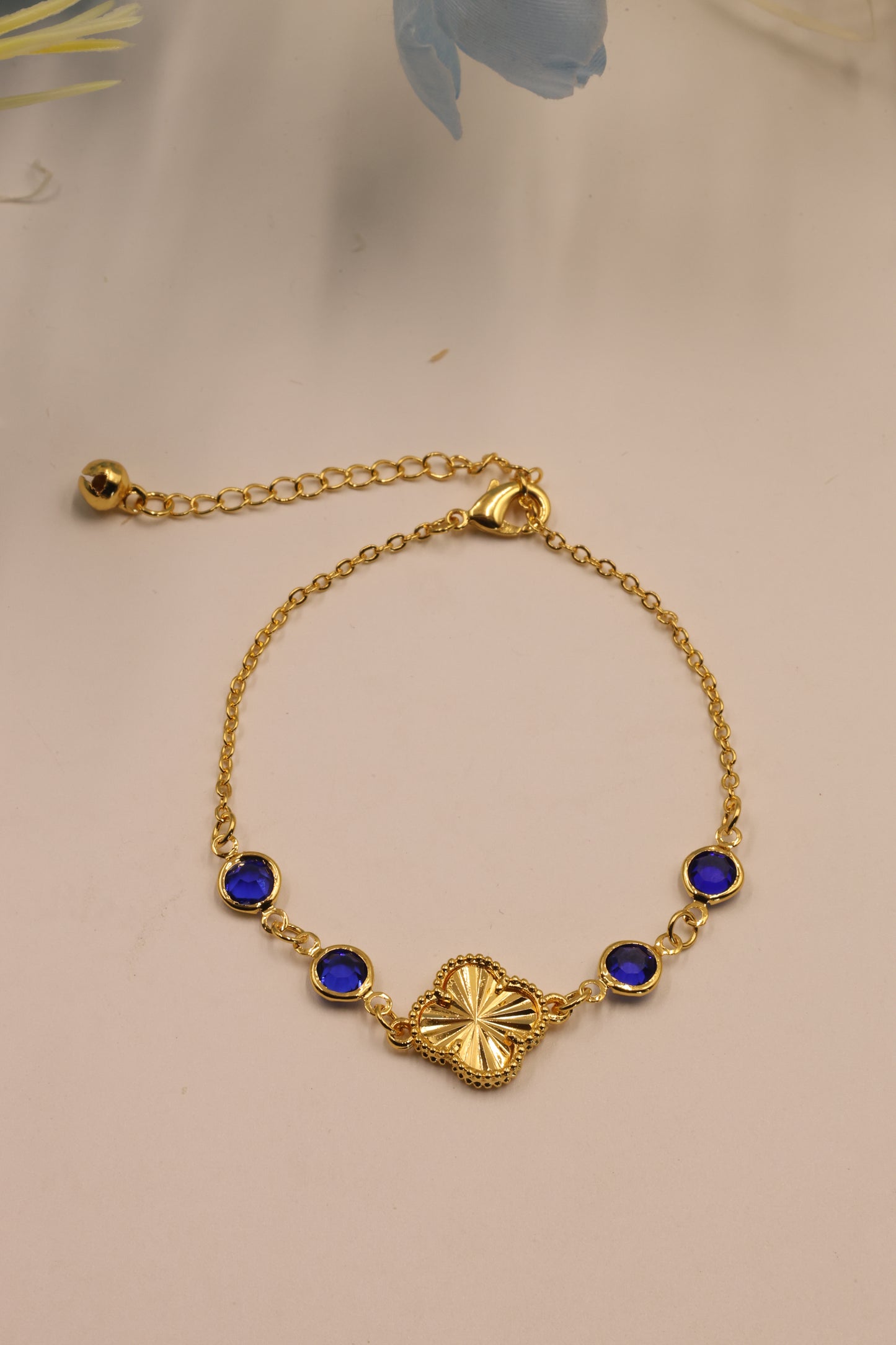 Clover Motif Bracelet