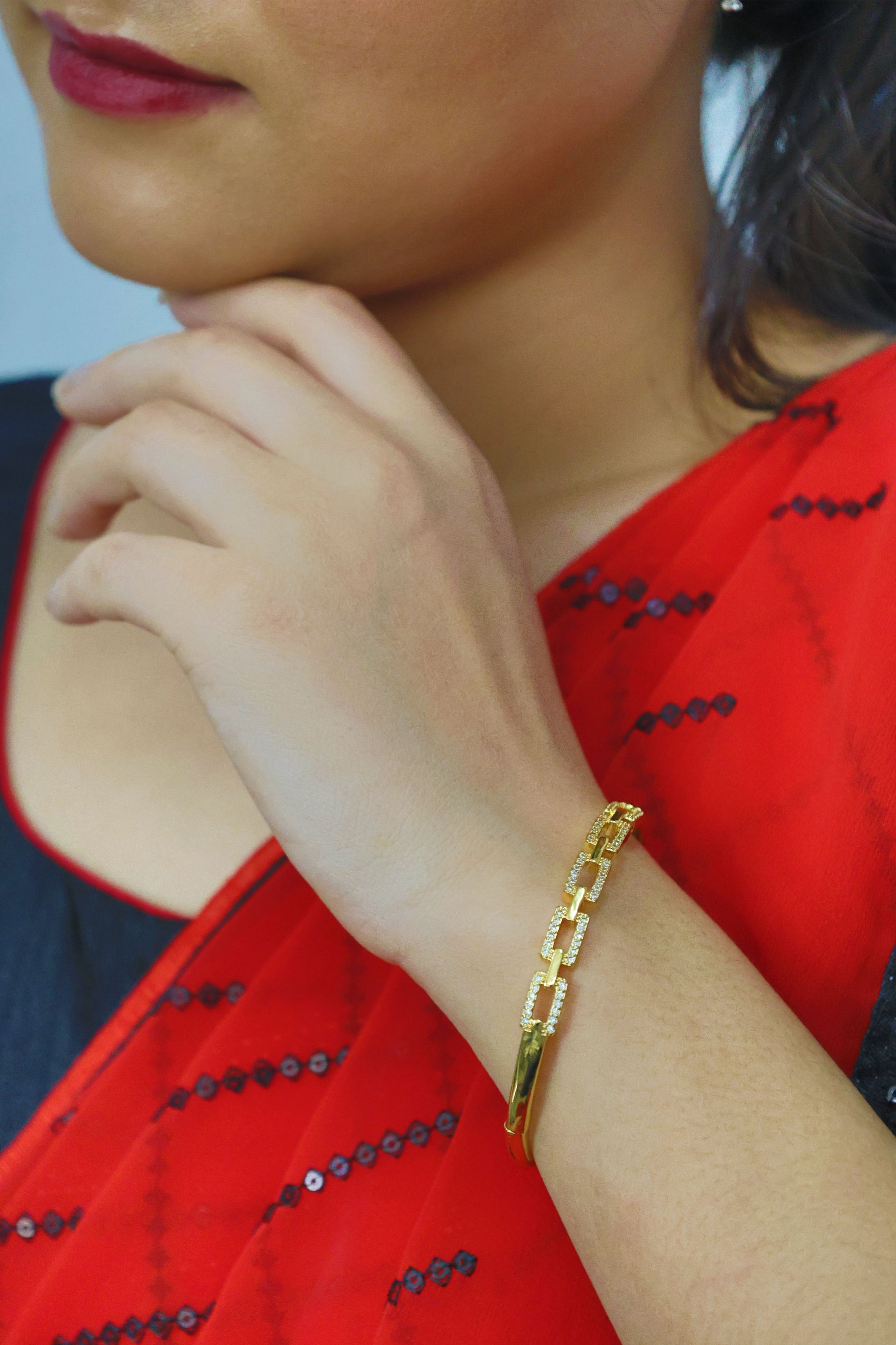 Golden Link Luxe CZ Chain Bangle