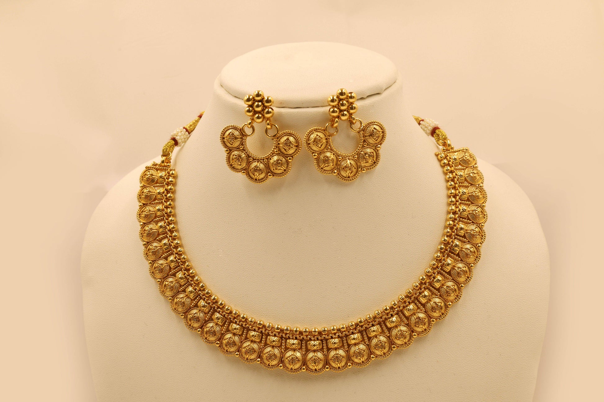 MyWishTree Antique Gold Necklace Set with Chandbali Earrings - Mywishtree