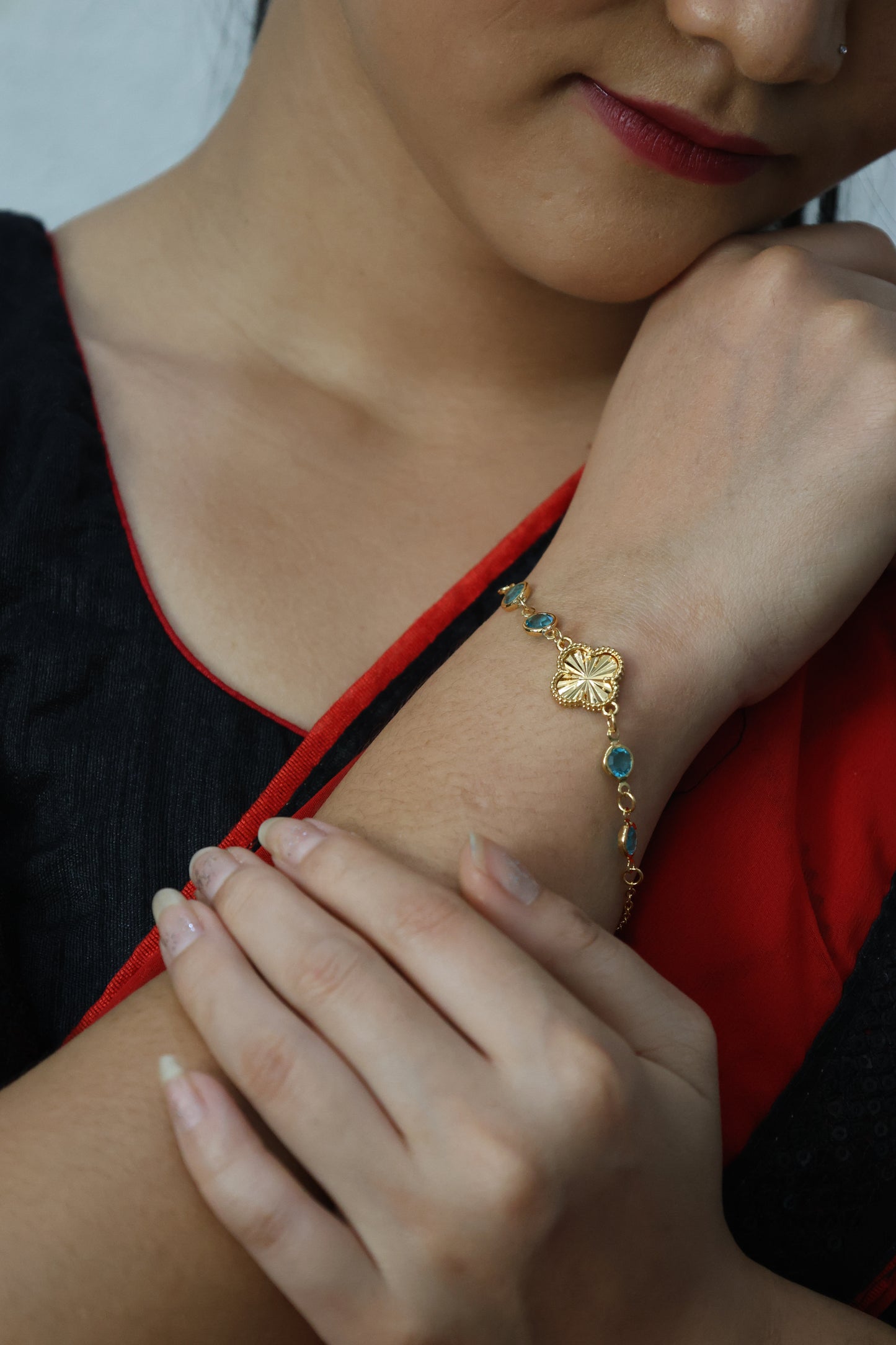 Clover Motif Bracelet