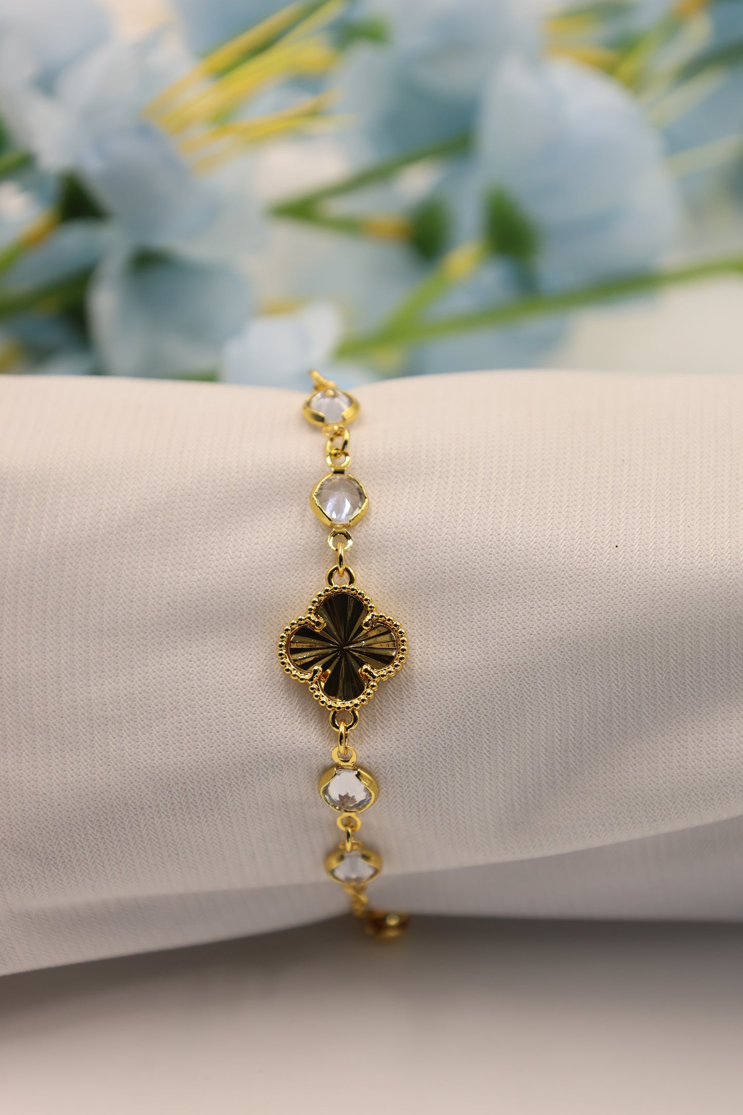 Clover Motif Bracelet