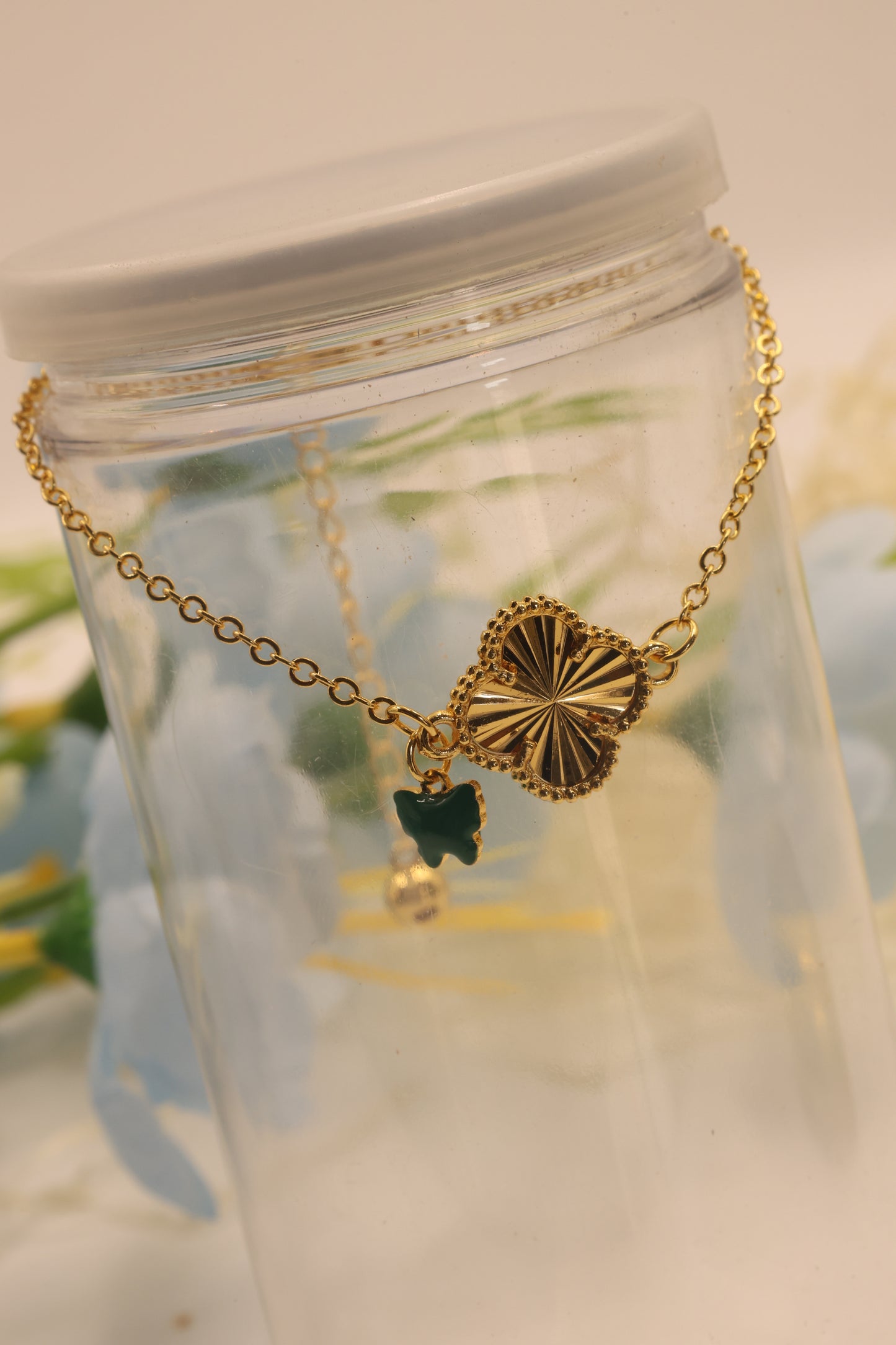 Emerald Bloom Clover Bracelet