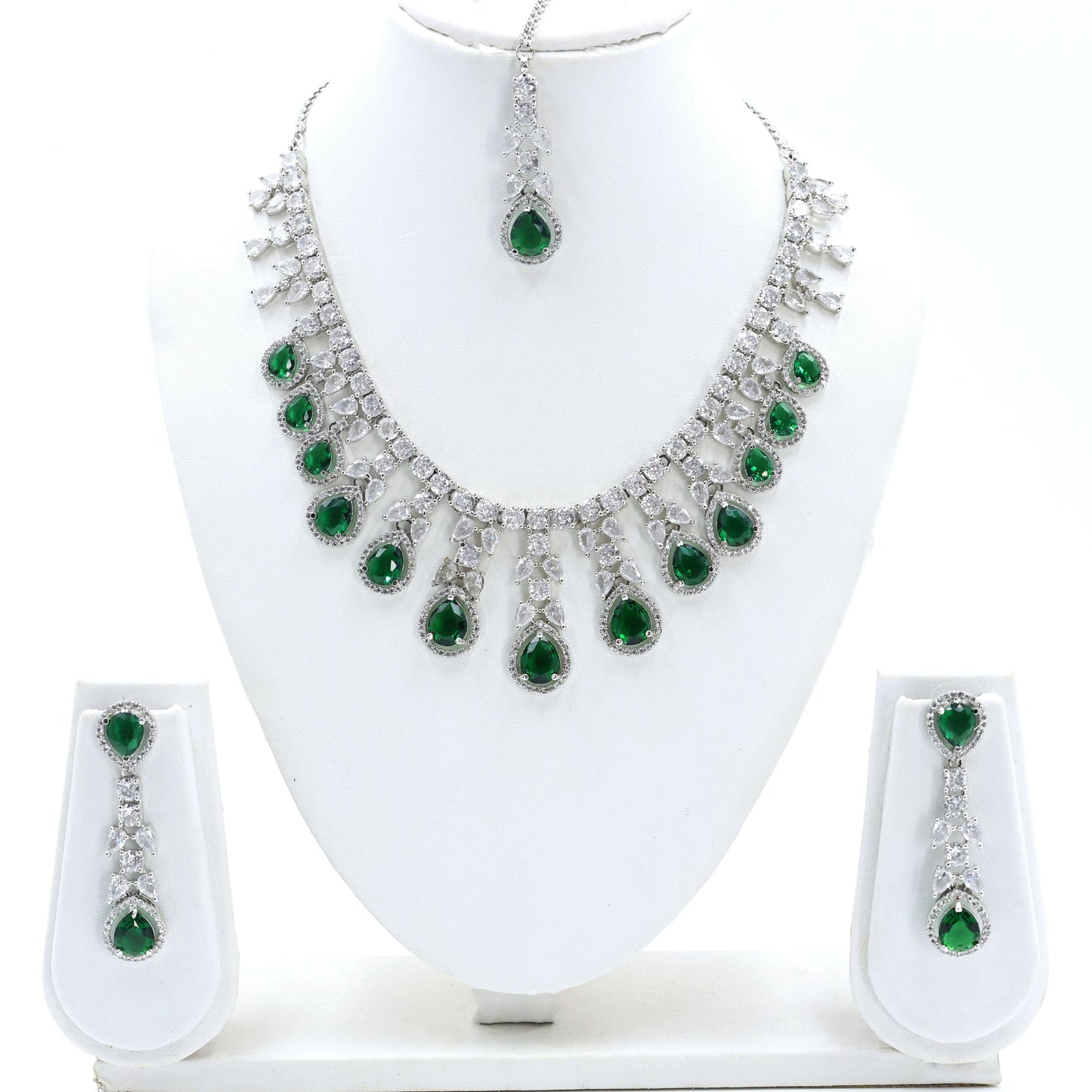 Bridal Necklace Set
Emerald Green
Mywishtree
LumibellaFashions
MiranaJewels
Voylla
Kushal's