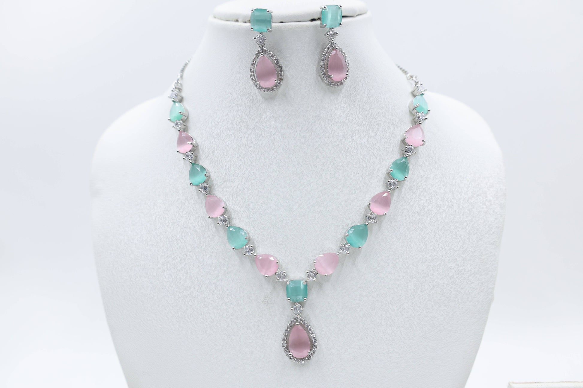 MywishTree Ruby Radiance American Diamond Necklace Set - Mywishtree