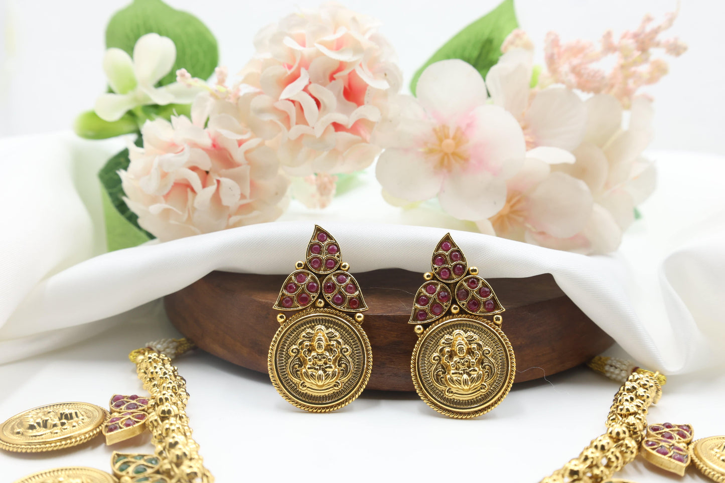 Royal Coin Crafted Set - Mywishtree