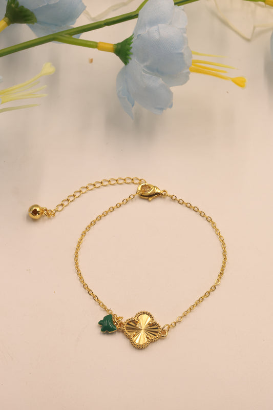 Emerald Bloom Clover Bracelet