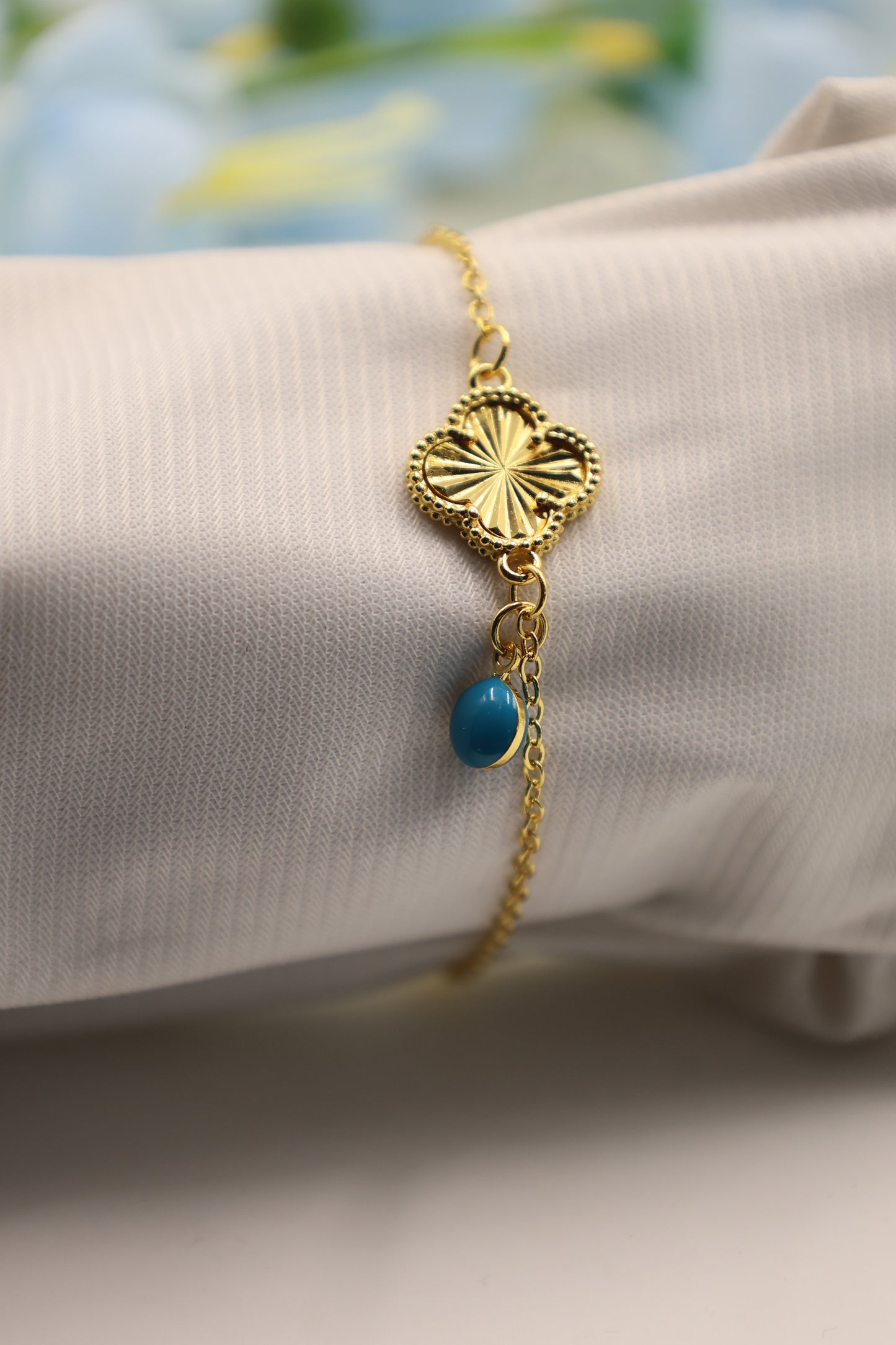 Charm Clover Bracelet