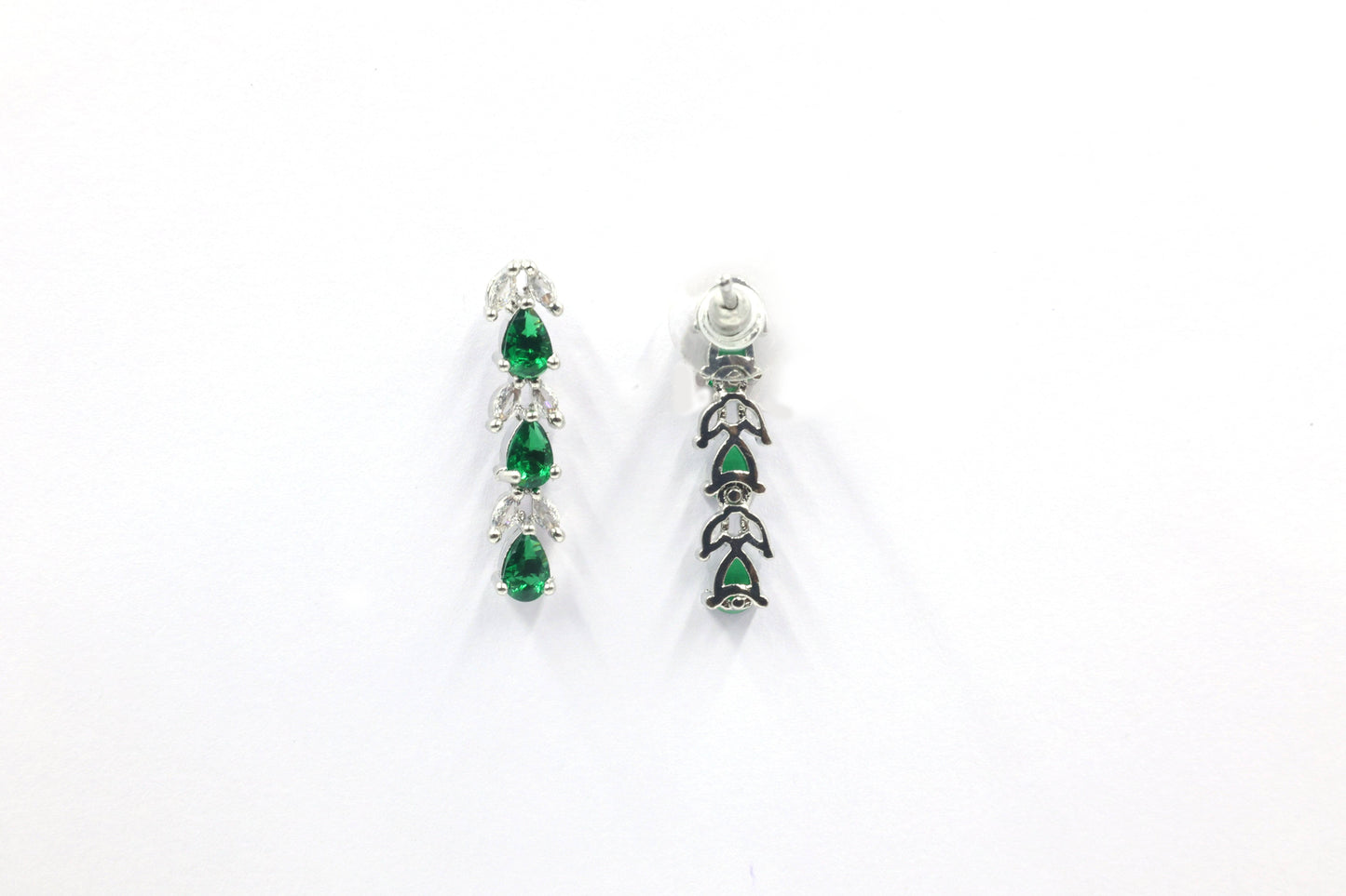 MywishTree Elegant Emerald American Diamond Necklace Set - Mywishtree