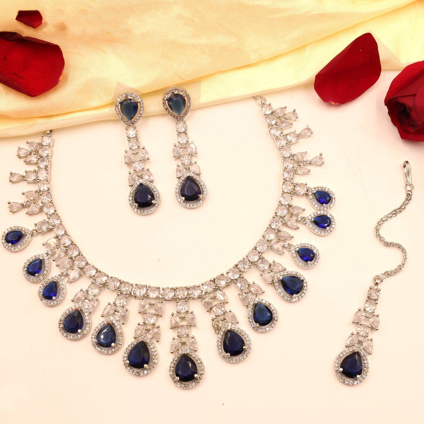Bridal Necklace Set
SappihireBlue
Mywishtree
LumibellaFashions
MiranaJewels
Voylla
Kushal's