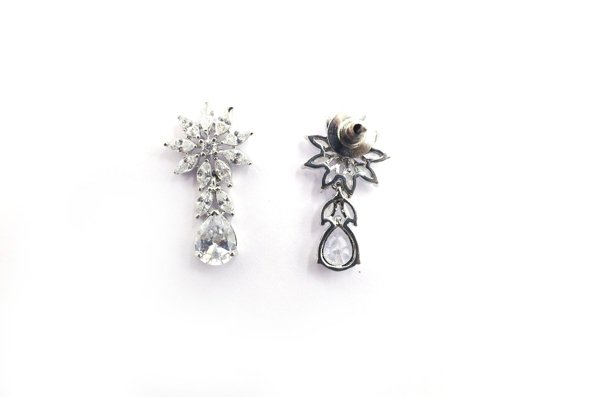 MywishTree American Diamond CZ Classic Necklace Set with Green Stone & Silver Tone Plating - Mywishtree