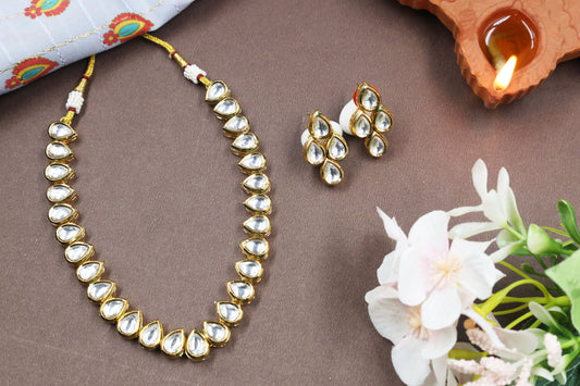 kundan jewellery
kundan set
kundan jewellery set
kundan jewellery necklace set
kundankari jewellery
kundan necklace
pearl Dropings